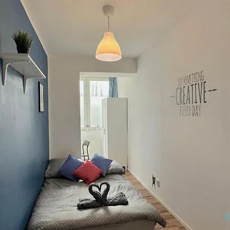Creative Homestay *