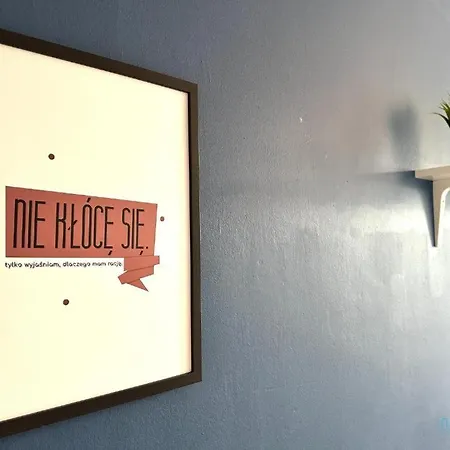 Creative - 10 Minutes To Old Town & Seaside