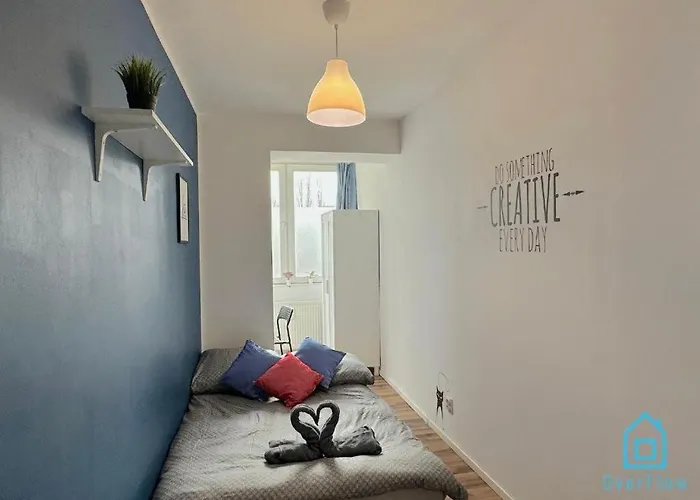 Creative - 10 Minutes To Old Town & Seaside Homestay szállás *