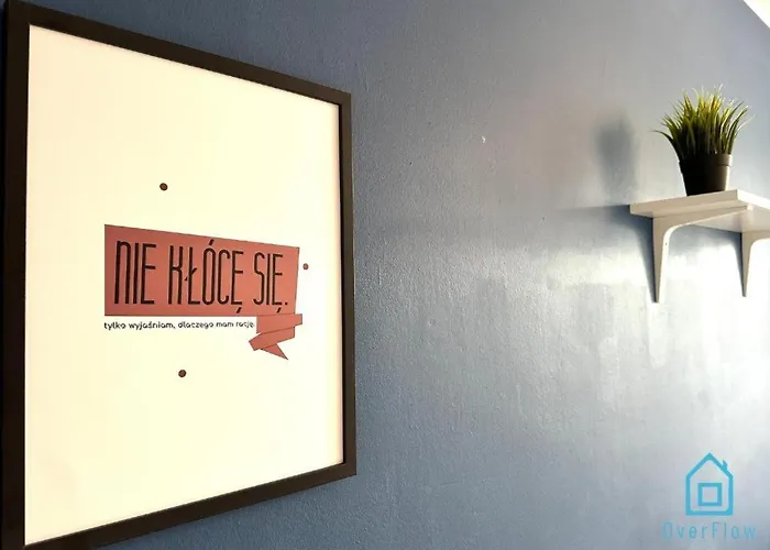 Creative - 10 Minutes To Old Town & Seaside